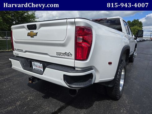 Used 2024 Chevrolet Silverado 3500 High Country w/ High Country Premium Package AWD/4WD image 41