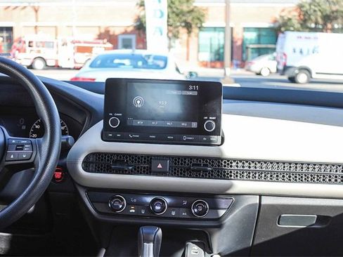 Used 2024 Honda HR-V LX image 18