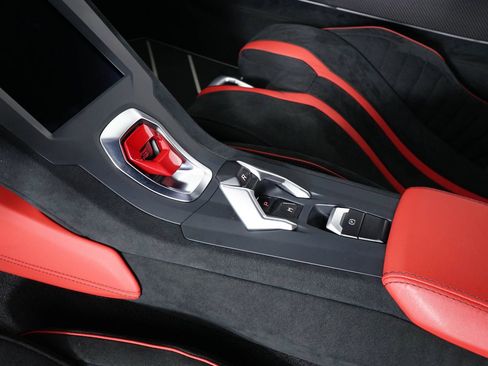 Used 2022 Lamborghini Huracan STO RWD image 26