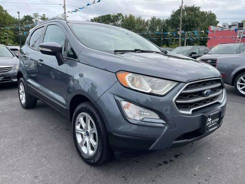 Used 2018 Ford EcoSport SE w/ SE Convenience Package image 4