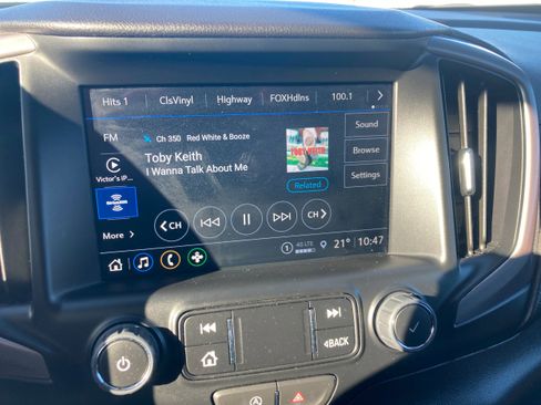 Used 2023 GMC Terrain AT4 image 19