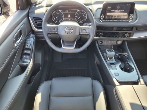 New 2026 Nissan Rogue SV FWD image 8