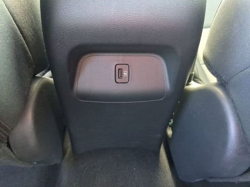 Used 2024 Nissan Sentra SV FWD image 30