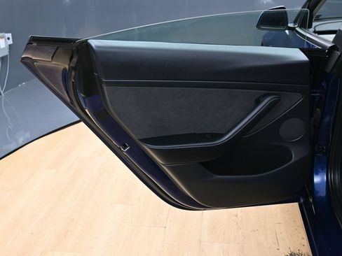Used 2022 Tesla Model 3 RWD image 34