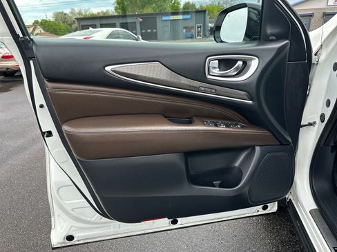Used 2016 INFINITI QX60 Luxe w/ Premium Plus Package AWD/4WD image 19