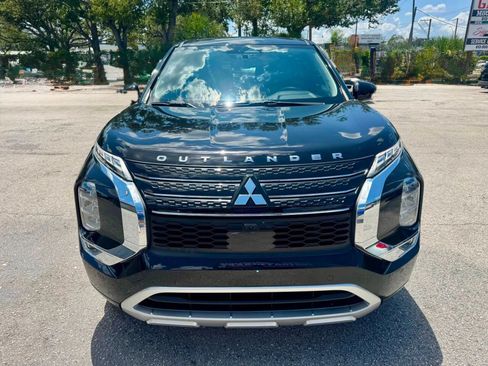 Used 2024 Mitsubishi Outlander SE FWD image 9