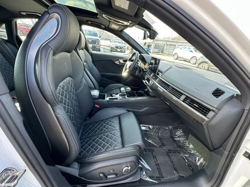 Used 2024 Audi S4 Prestige w/ Prestige Package image 28
