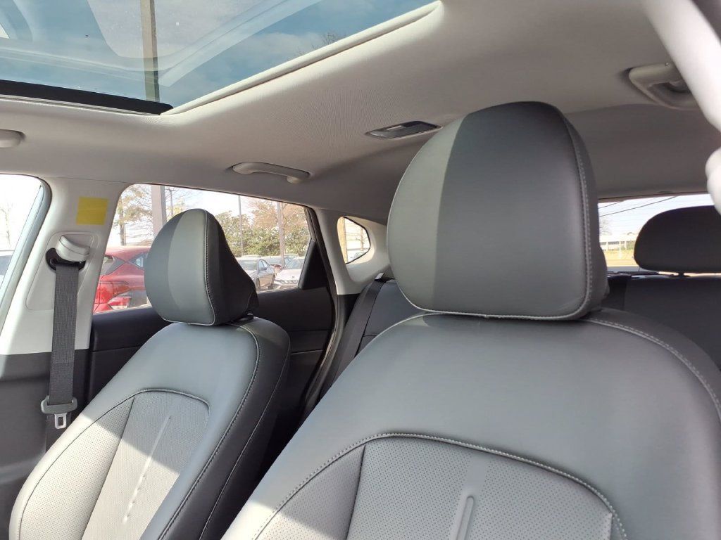 Certified 2026 Hyundai Kona Limited FWD image 16