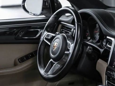 Used 2019 Porsche Macan S AWD/4WD image 20