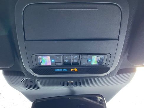 Certified 2025 Ford Explorer ST image 37