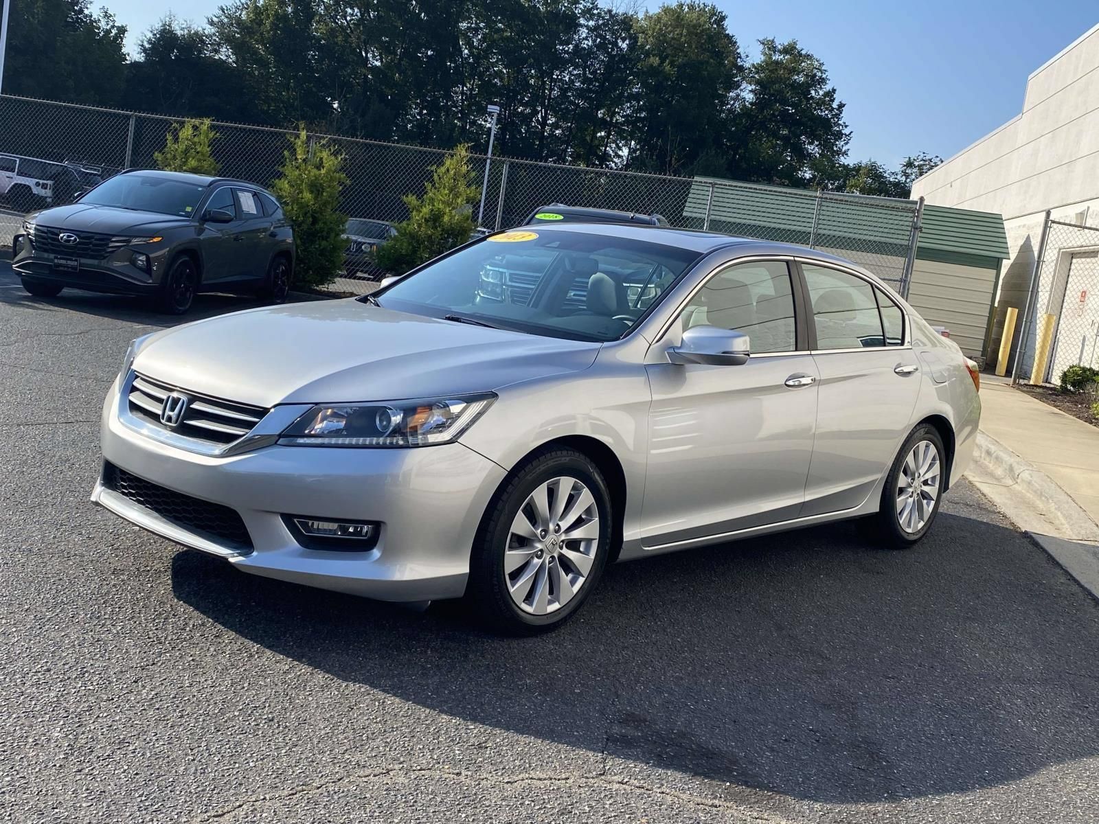 Used 2013 Honda Accord EX-L image 3