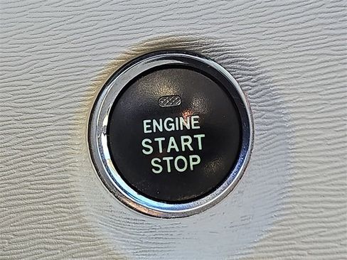 Used 2014 Toyota Sienna Limited image 27