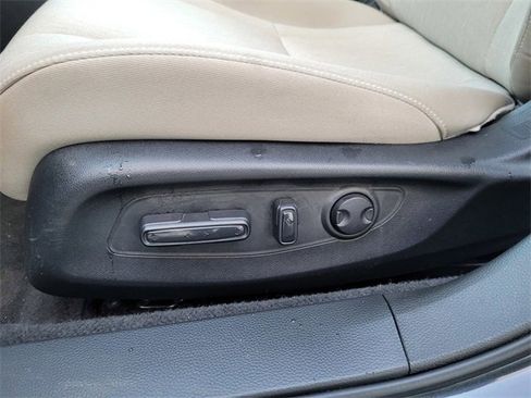 Used 2023 Honda Accord EX image 13