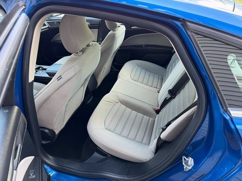 Used 2018 Ford Fusion S FWD image 5