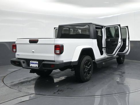 Used 2021 Jeep Gladiator Sport AWD/4WD image 66