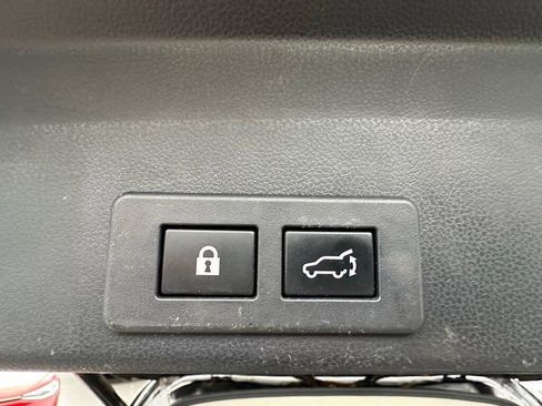 Used 2020 Subaru Ascent Touring w/ Popular Package #2A image 10