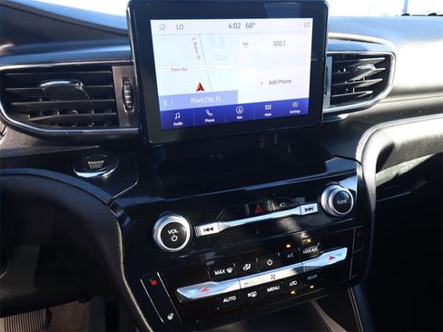 Certified 2023 Ford Explorer ST-Line w/ Class IV Trailer Tow Package image 18