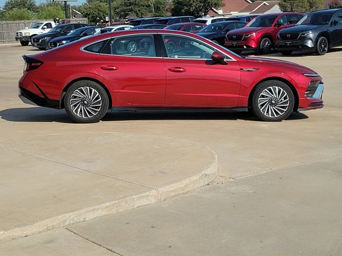 Used 2024 Hyundai Sonata SEL FWD image 8