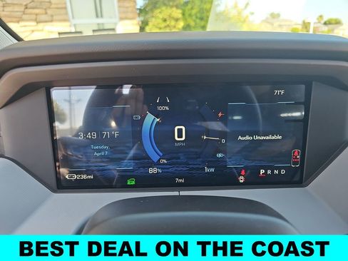 New 2027 Chevrolet Bolt LT w/ Comfort Package image 18