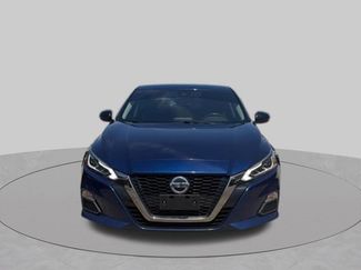 Used 2022 Nissan Altima 2.5 SR FWD video 2