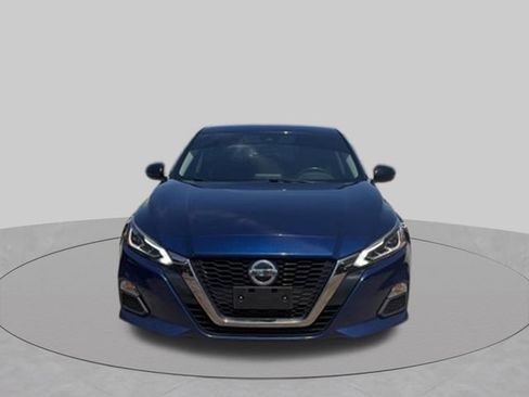 Used 2022 Nissan Altima 2.5 SR FWD image 2