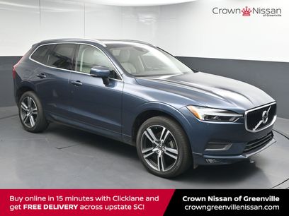 Used 2021 Volvo XC60 T5 Momentum w/ Premium Package