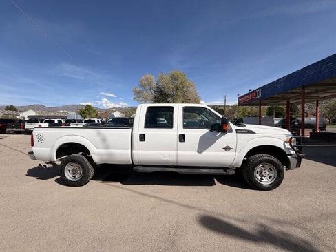 Used 2016 Ford F250 XL w/ Power Equipment Group AWD/4WD image 3
