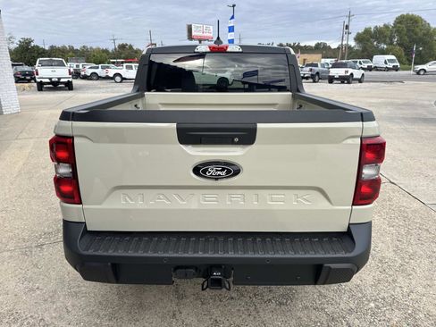 New 2025 Ford Maverick XLT w/ Black Appearance Package image 5