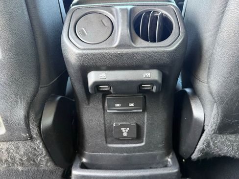 Used 2021 Jeep Wrangler Unlimited Rubicon 4xe image 41