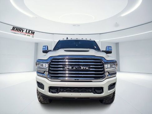 Used 2023 RAM 3500 Limited AWD/4WD image 8