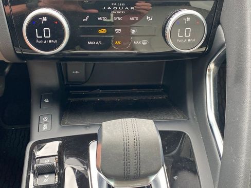 Used 2023 Jaguar E-PACE SE AWD/4WD image 18