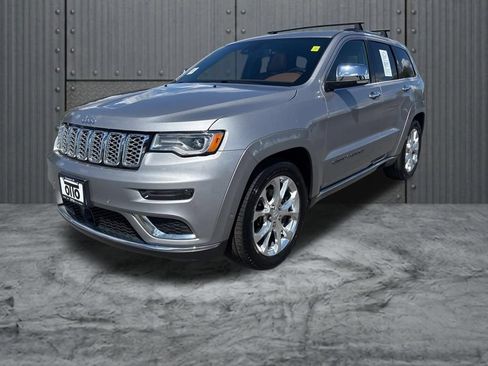 Used 2021 Jeep Grand Cherokee Summit AWD/4WD image 3