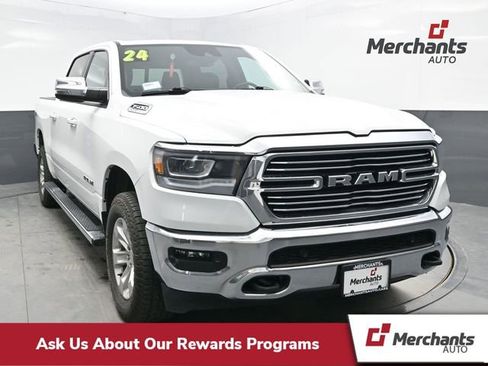 Used 2024 RAM 1500 Laramie AWD/4WD image 1