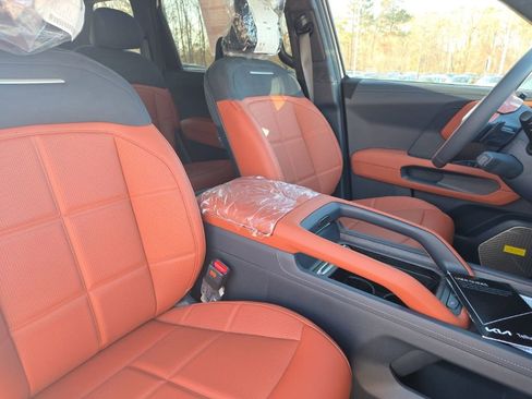 New 2027 Kia Telluride X-Line SX Prestige image 9