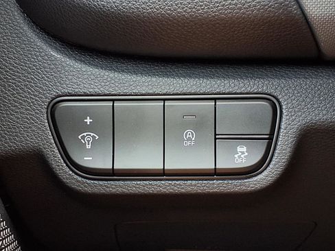 New 2026 Kia Seltos LX image 11