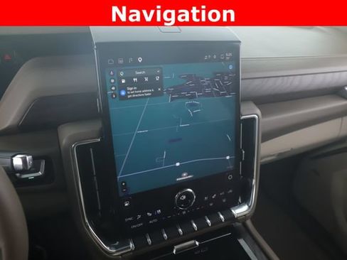 Used 2026 GMC Yukon Denali w/ Advanced Technology Package AWD/4WD image 5