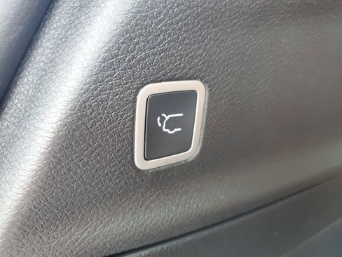 New 2026 Chrysler Pacifica Pinnacle image 6