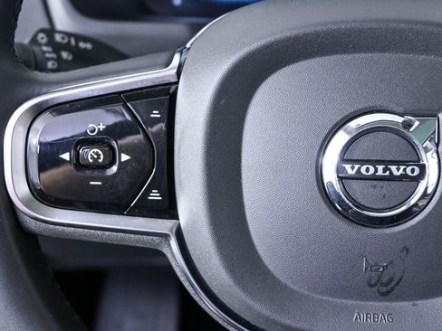 Certified 2023 Volvo XC90 B6 Plus w/ Protection Package Premier AWD/4WD image 12
