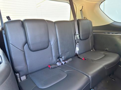 Used 2021 Nissan Armada SL w/ Captain's Chairs Package AWD/4WD image 42