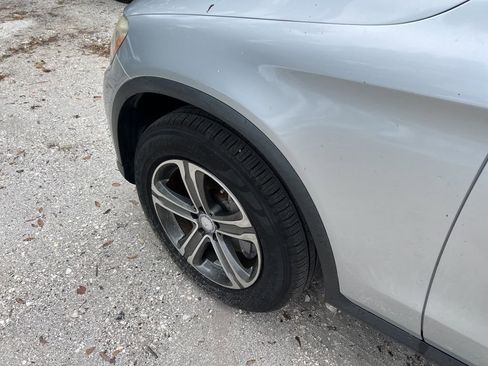 Used 2017 Mercedes-Benz GLC 300 image 19