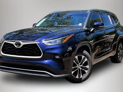 Used 2020 Toyota Highlander XLE