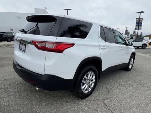 Used 2020 Chevrolet Traverse LS image 8