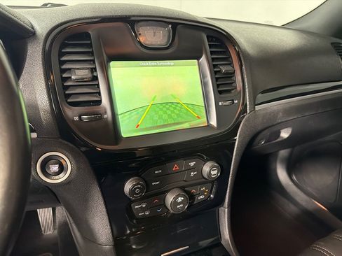 Used 2019 Chrysler 300 S RWD image 10