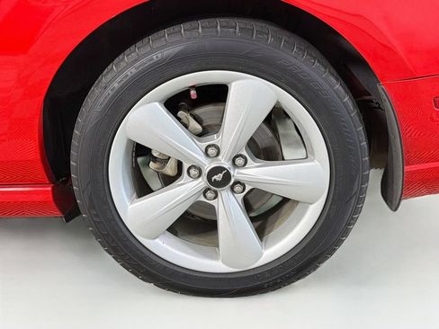 Used 2014 Ford Mustang GT RWD image 27