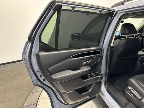 Used 2024 Honda Pilot Touring image 28