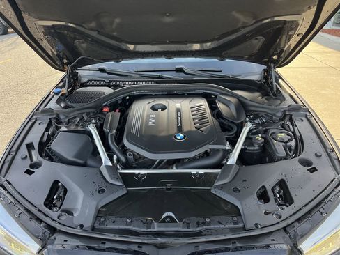 Used 2019 BMW 540i w/ M Sport Package image 39