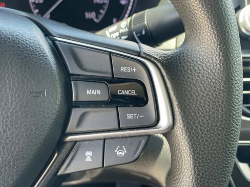 Used 2020 Honda Accord LX image 5