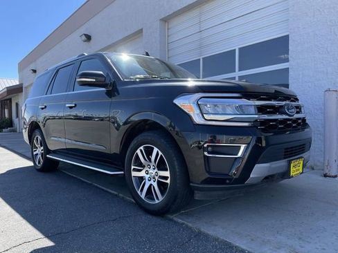 Used 2023 Ford Expedition Limited AWD/4WD image 10
