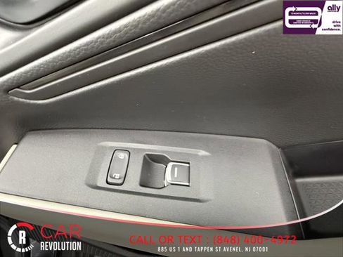 Used 2025 Honda Accord LX image 48