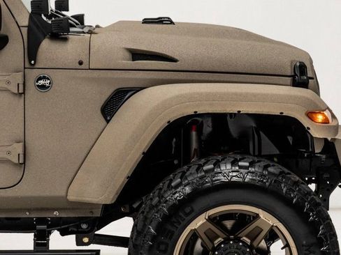 Used 2025 Jeep Wrangler Sport image 55